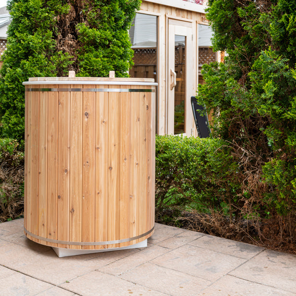 The Arctic Plunge Tub - Clear Red Cedar
