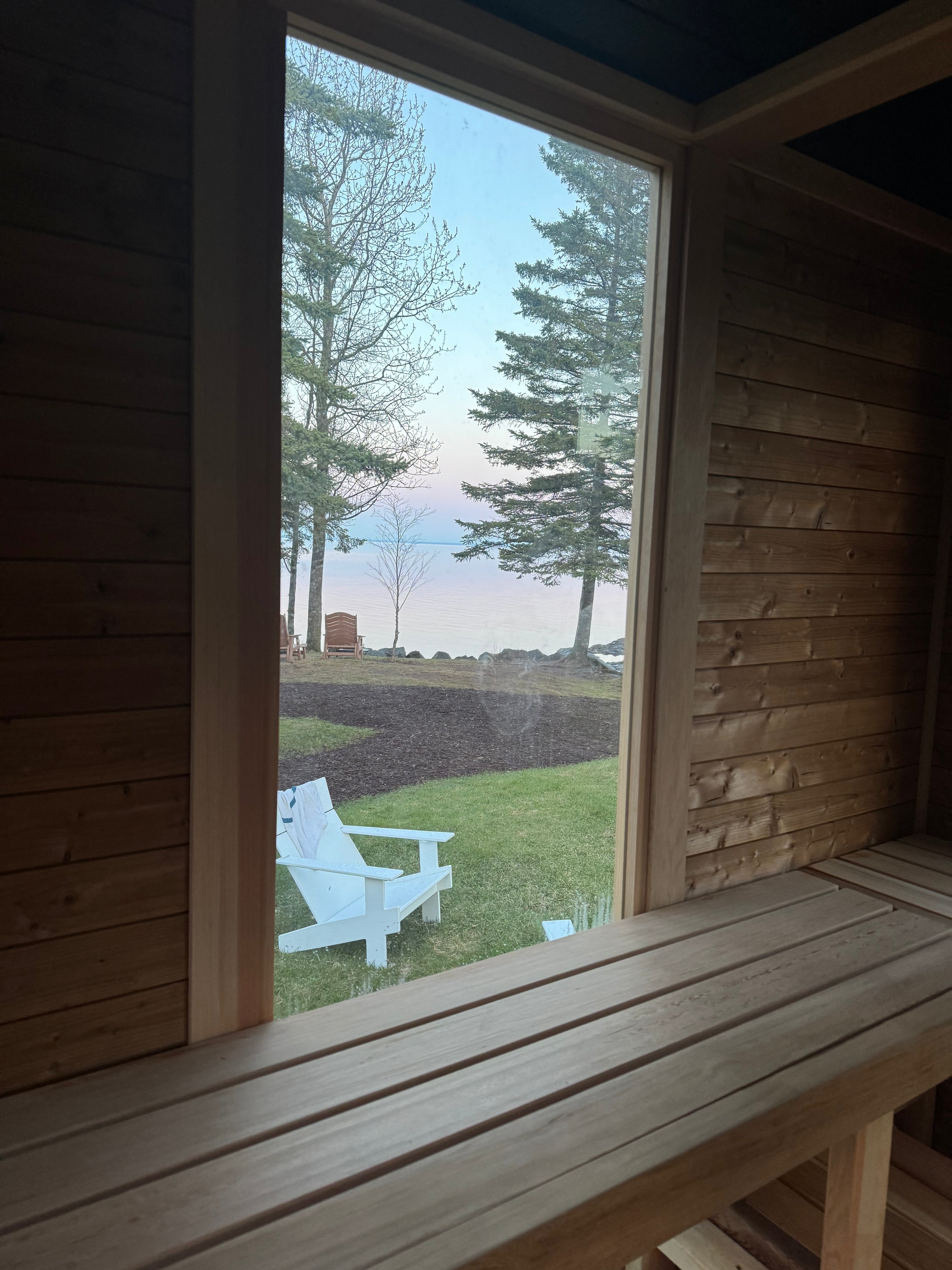 Mod6 Modern with Social Layout