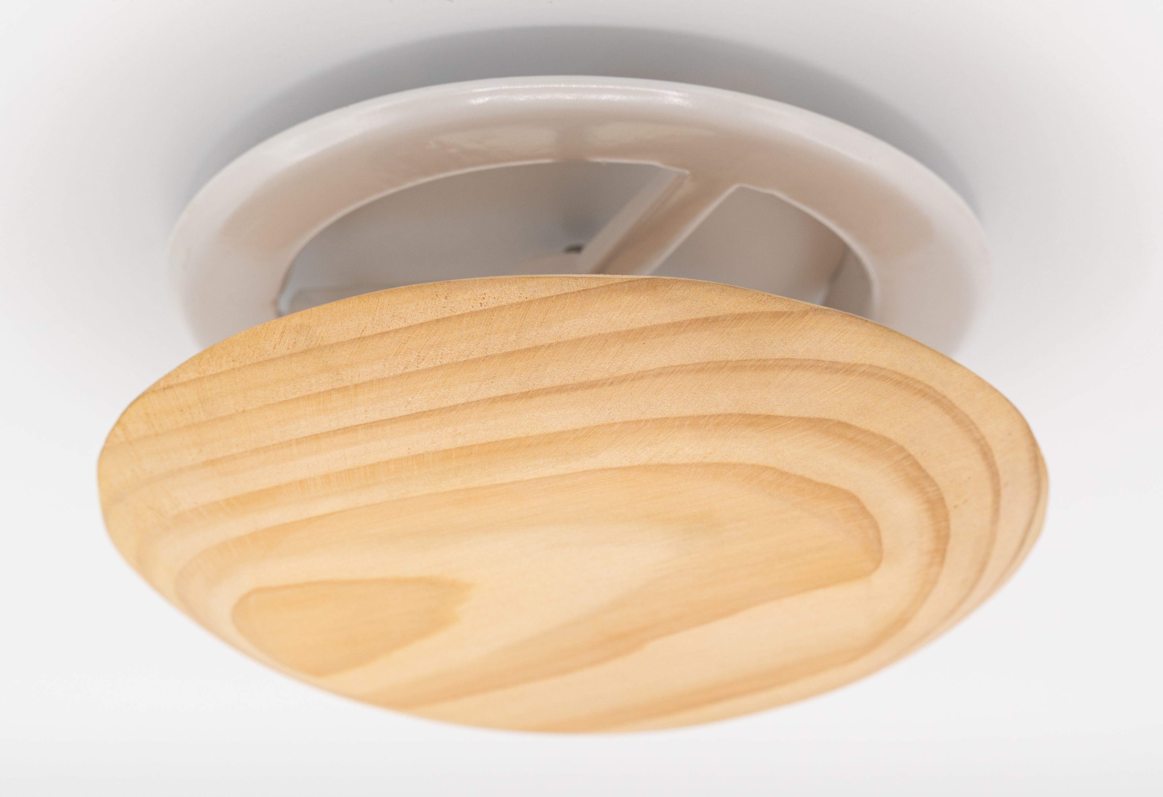 Round Cedar Sauna Air Ventilation Louver - Superior Saunas