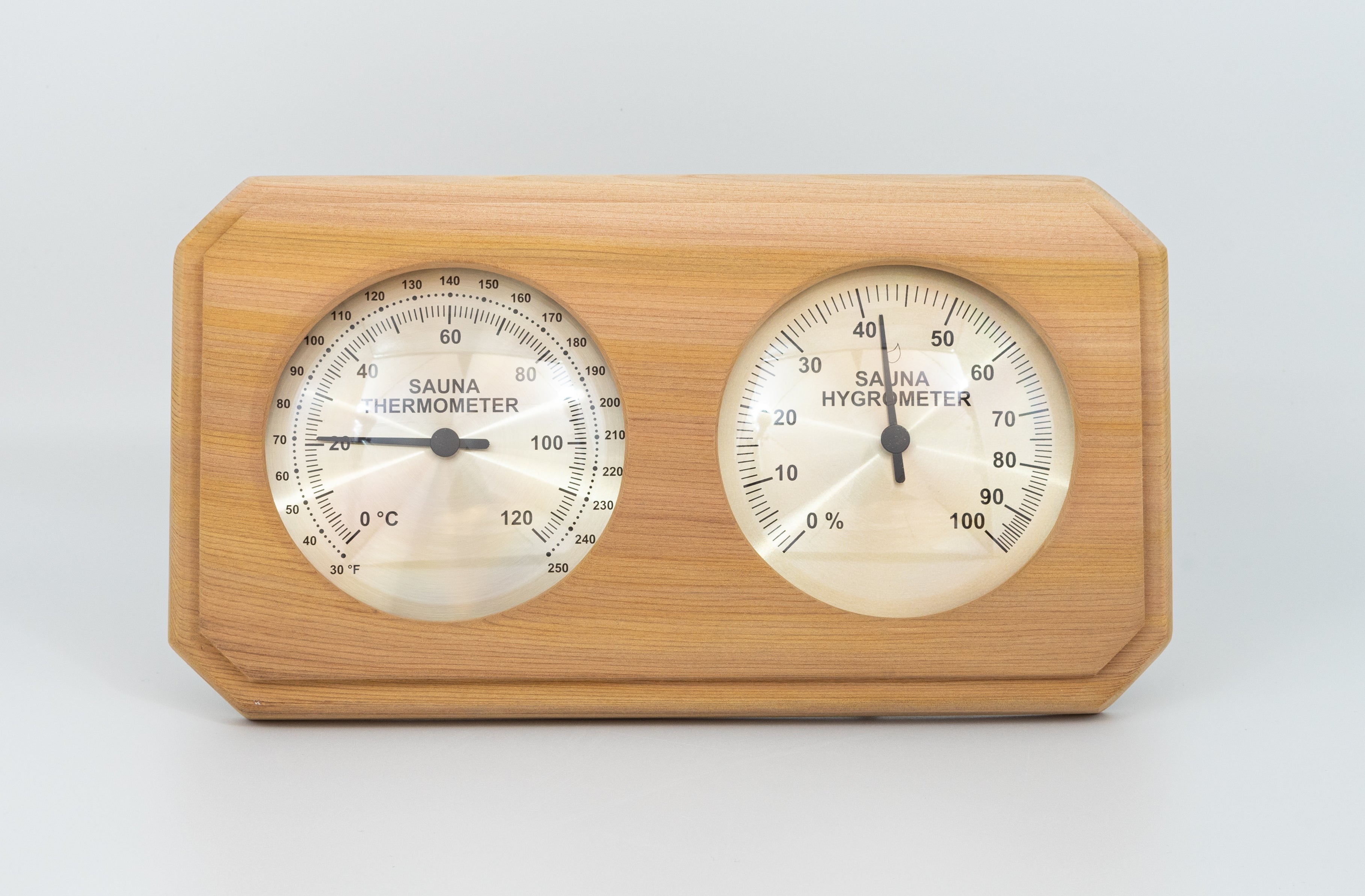 Red Cedar Thermometer and Hygrometer - Superior Saunas