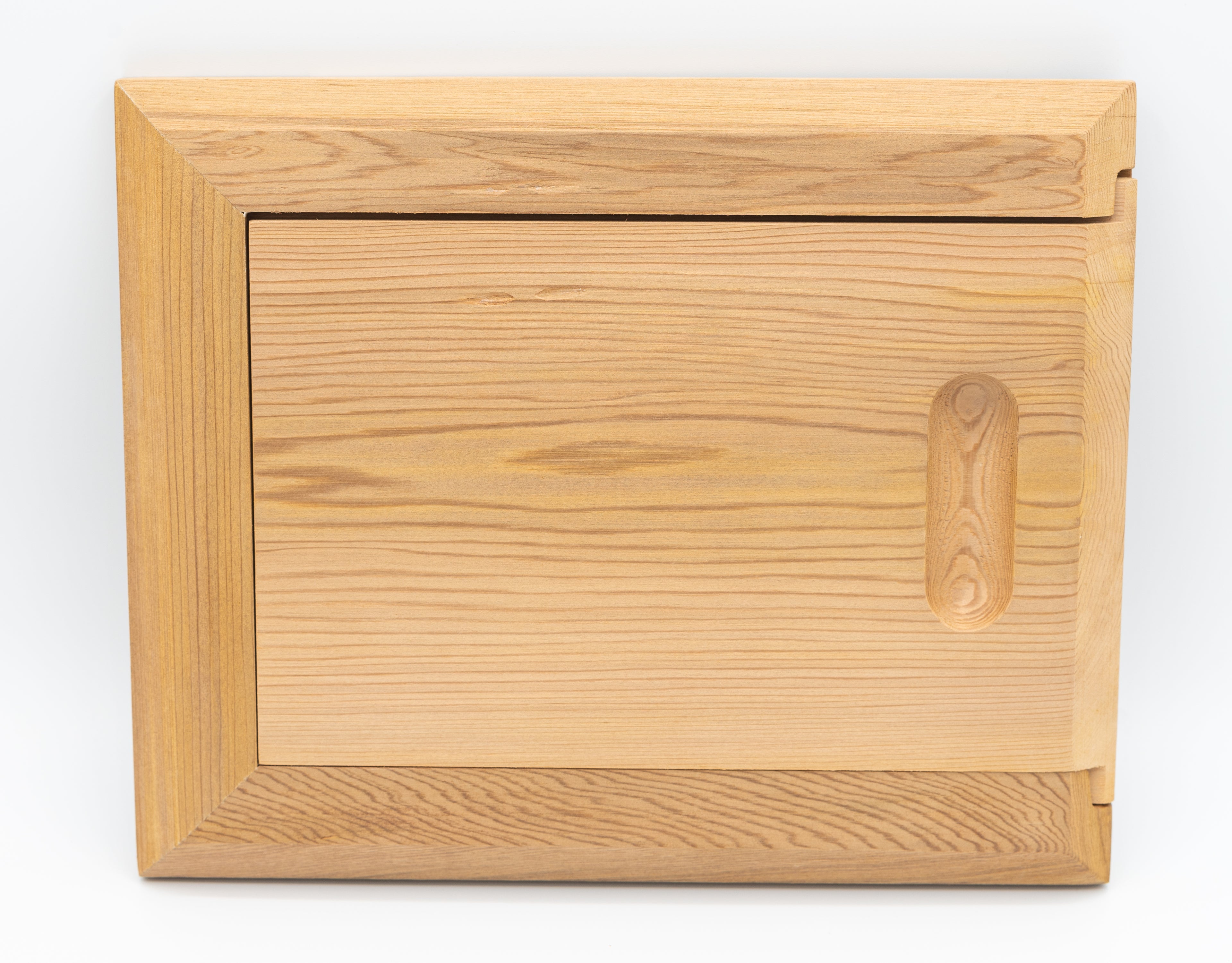 Cedar Vent Door - Superior Saunas