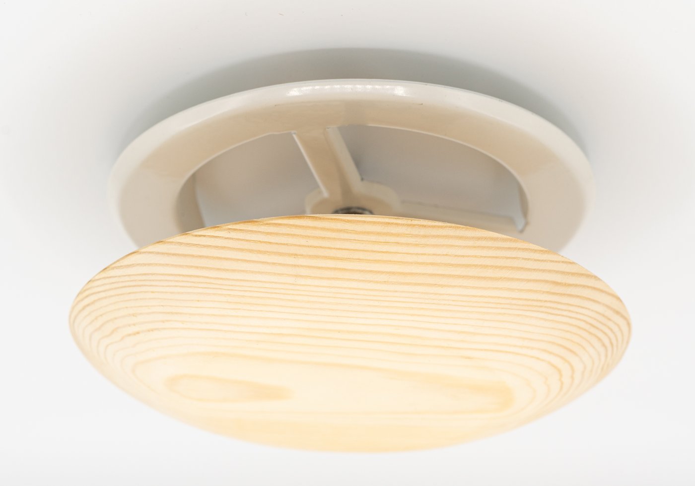 Superior Saunas: Sauna Vent - Round Pine Sauna Air Ventilation Louver