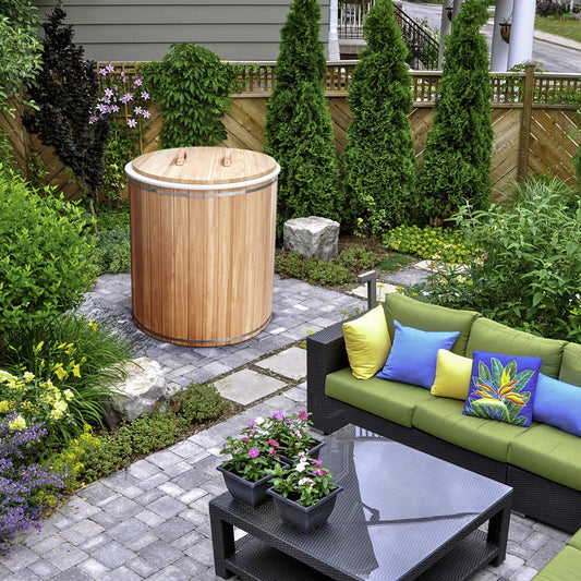 The Arctic Plunge Tub - Clear Red Cedar