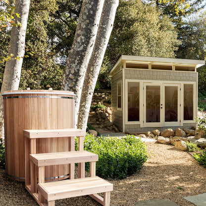 The Arctic Plunge Tub - Clear Red Cedar