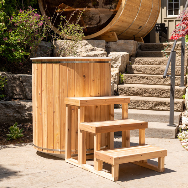 The Arctic Plunge Tub - Clear Red Cedar
