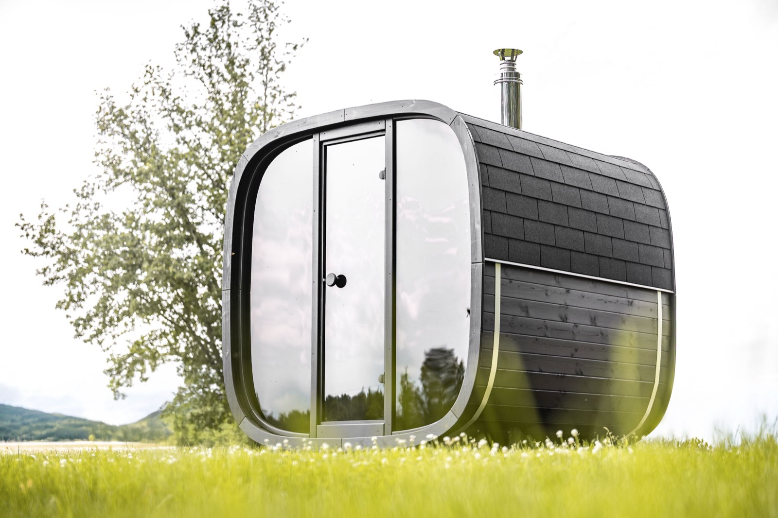 Leil, Black Cube Comfort 6 Person Sauna - Superior Saunas