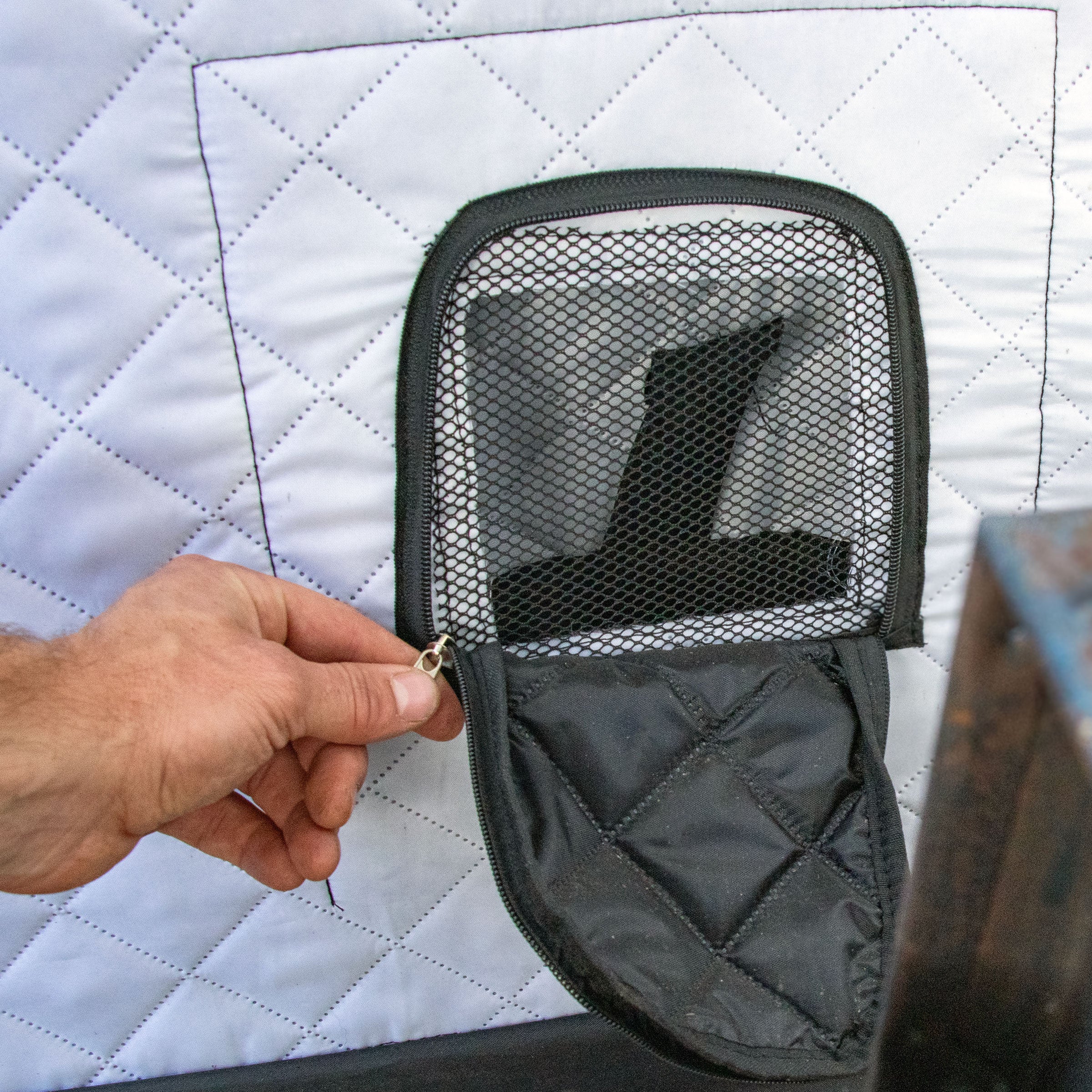 Overland, Sauna Tent